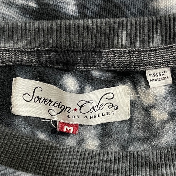 *Sovereign Code Women’s Black & white Tie Dye Oversized Pullover Sz M - Picture 9 of 9